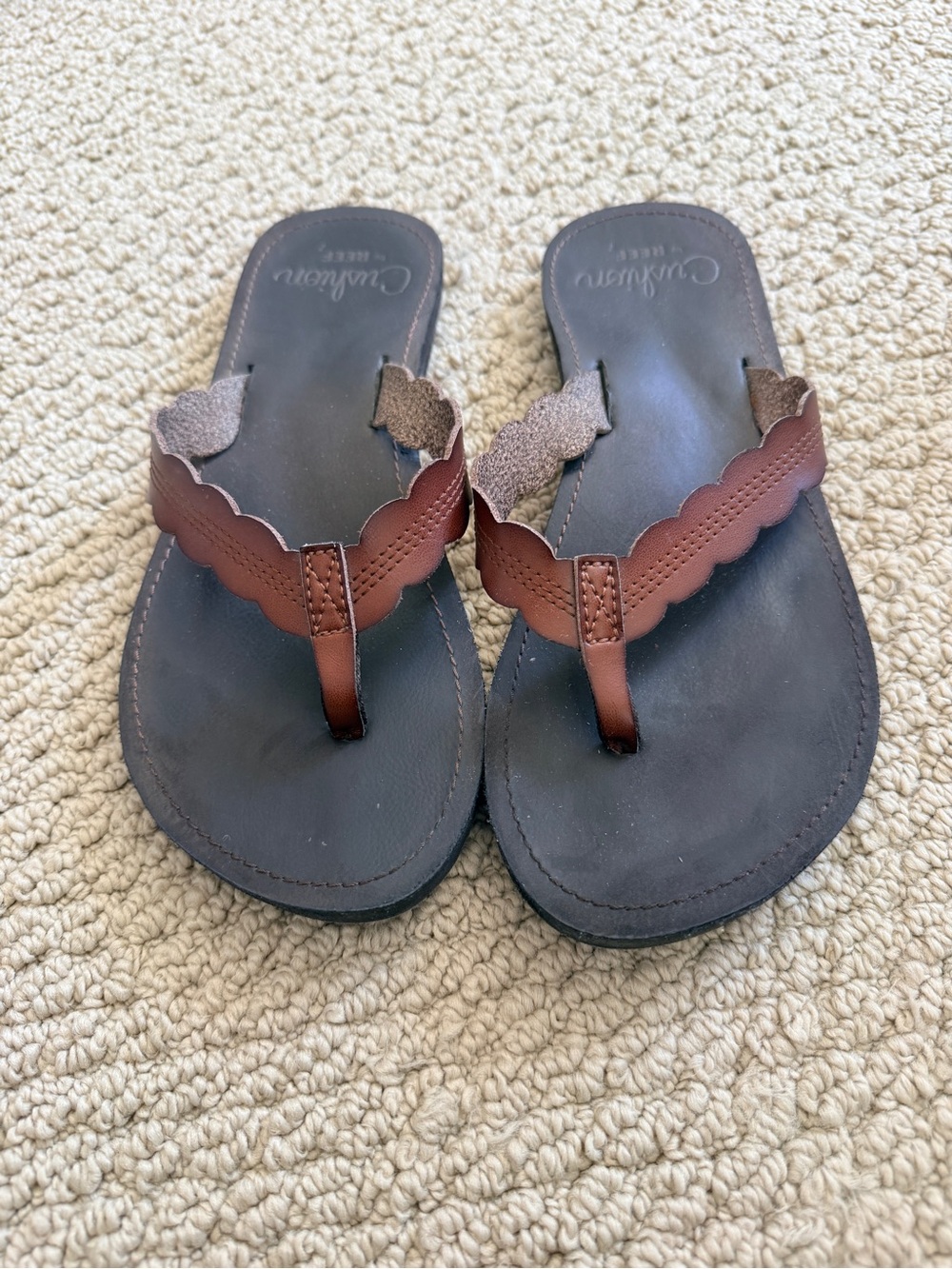 Reef Celine Cushion Scallop Sandal
